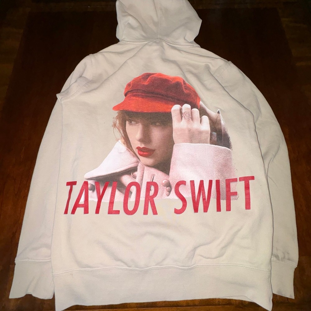 Taylor Swift Red Taylor's‎ Version Hoodie Cream Pullover Small